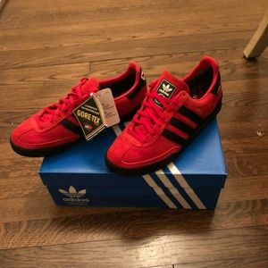 Adidas jeans Gore-tex sneakers men's 7.5